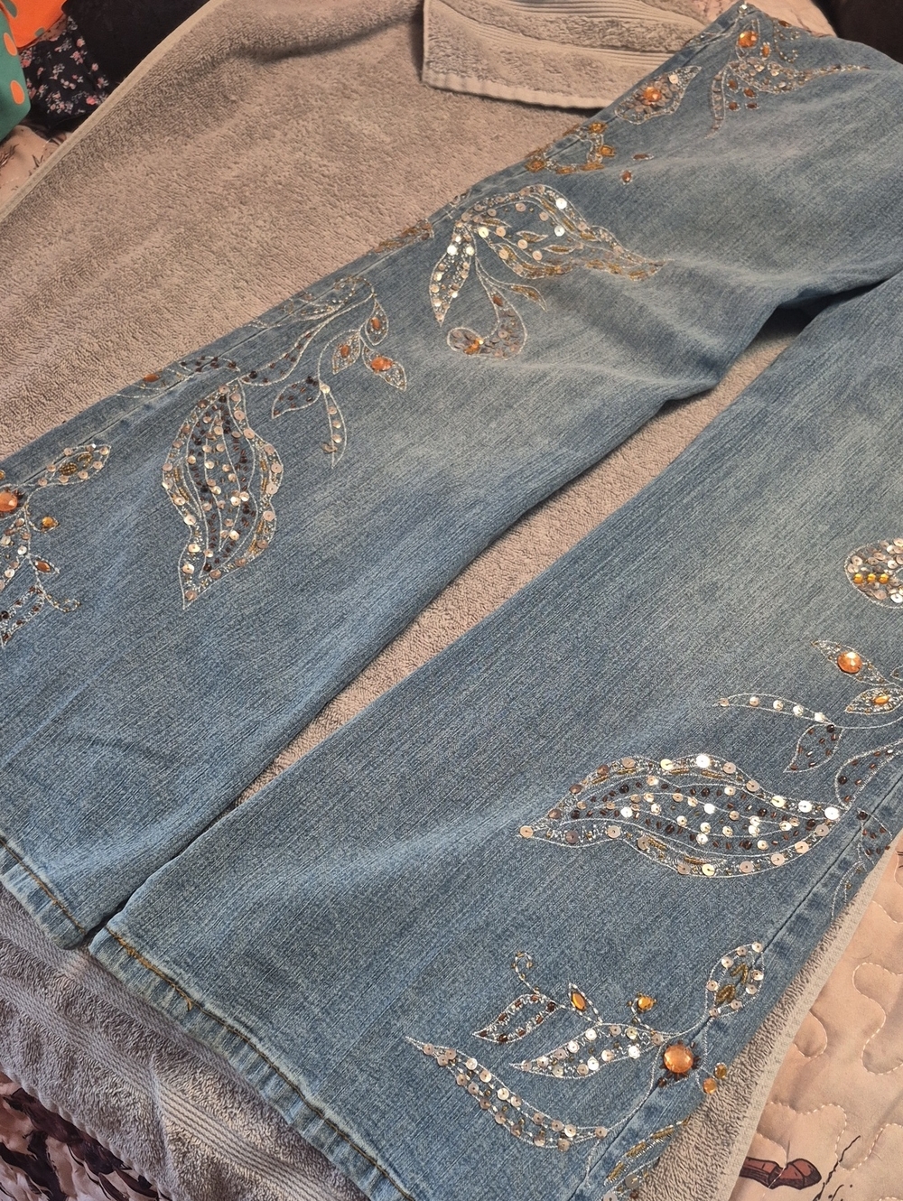 Embellished Light Blue Women's Jeans with Gold Accent - Picture 2 of 10